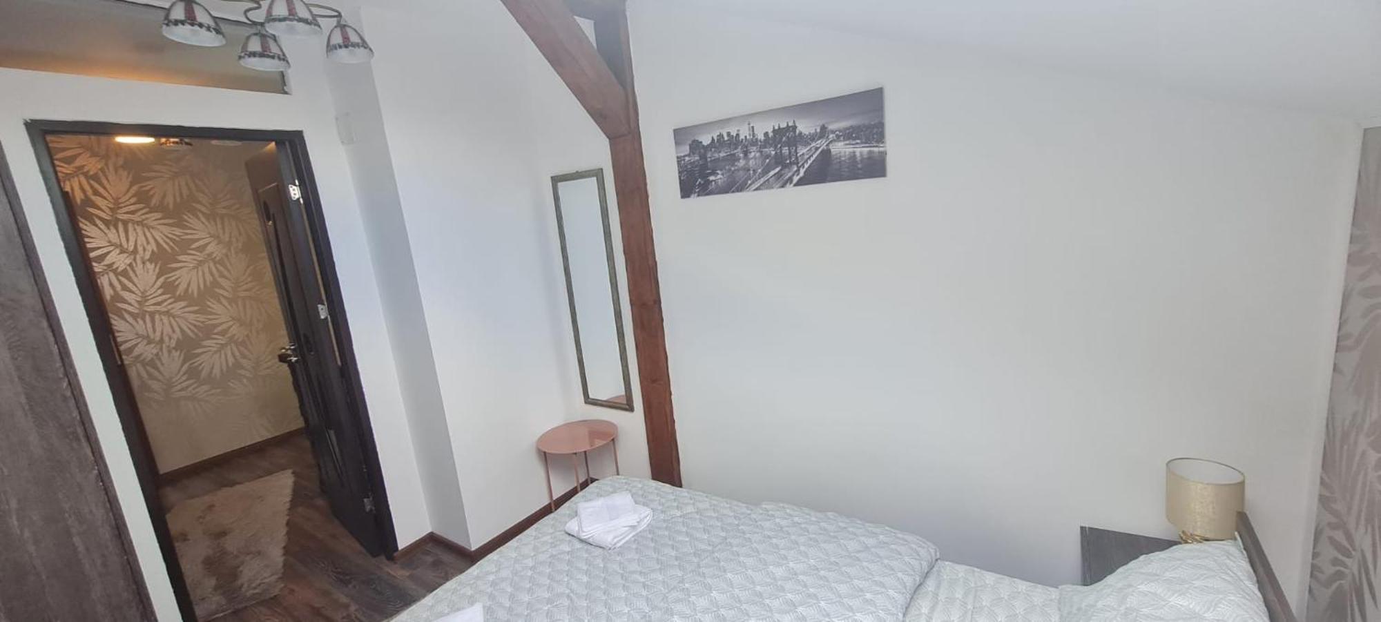 Cosy 2 Bedroom Apartment In New Town Braşov Extérieur photo