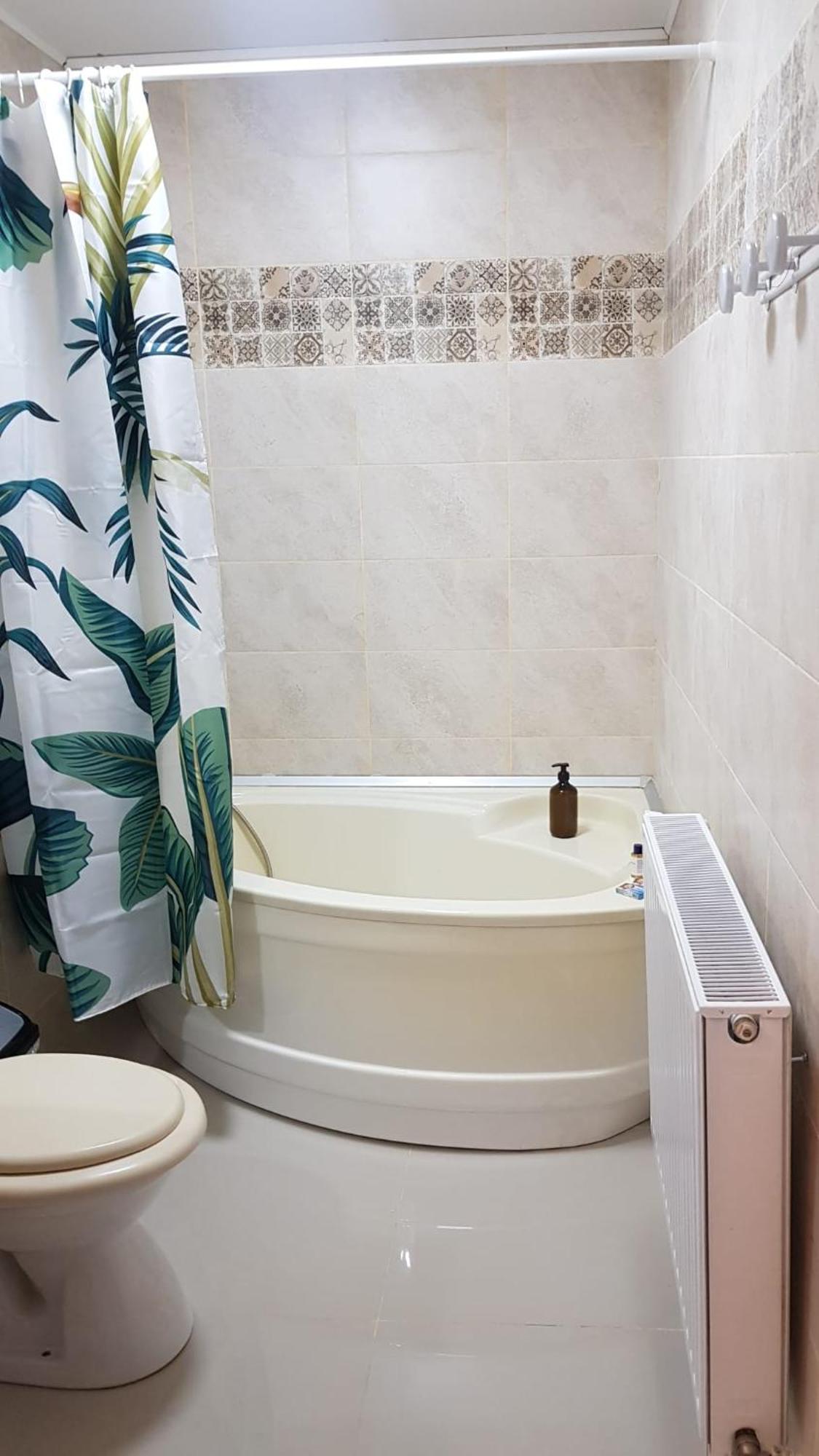 Cosy 2 Bedroom Apartment In New Town Braşov Extérieur photo
