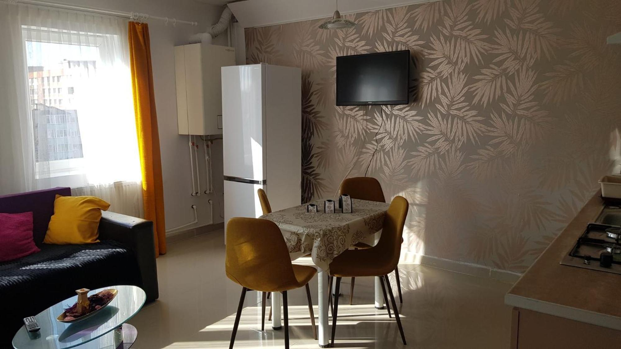 Cosy 2 Bedroom Apartment In New Town Braşov Extérieur photo